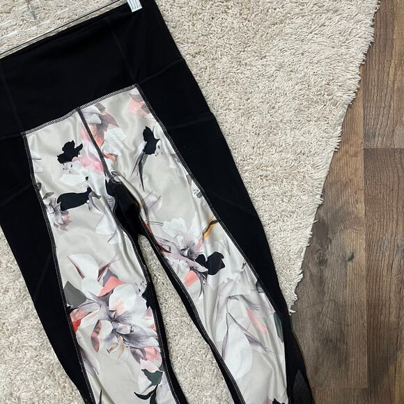 Athleta Size Small Black Floral Blossom Intuition Mesh High Waisted Leggings - Picture 4 of 10